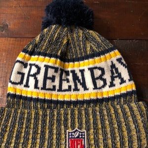 Green Bay Packers Pom Hat